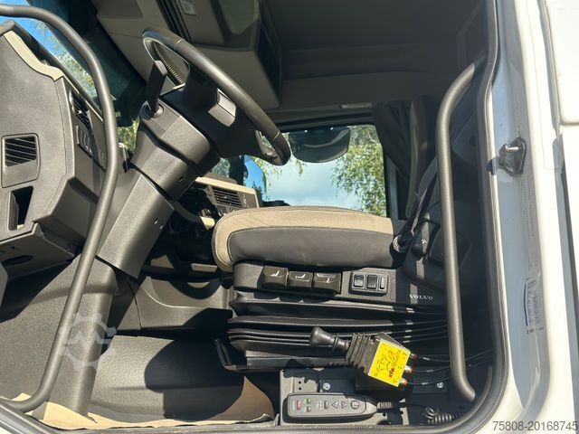 Standard tractor unit VOLVO FH500 Flachdach Kipphydraulik ACC
