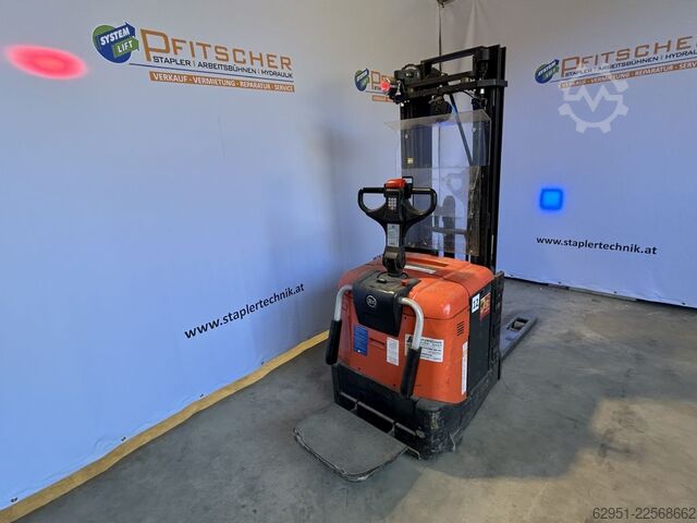 Hochhubwagen BT SPE125L