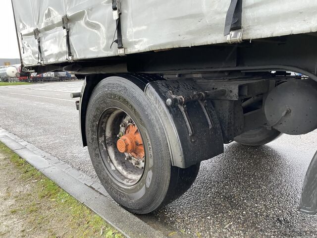 Semi-Tieflader SYSTEM TRAILER Tautliner Kooiaap / Steering / Liftaxle / NL Tr...