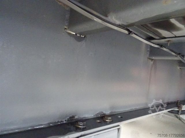 Beverage trailer  7,7 m Böse Tandem Schwenkwand*2to LBW*Alu Felgen