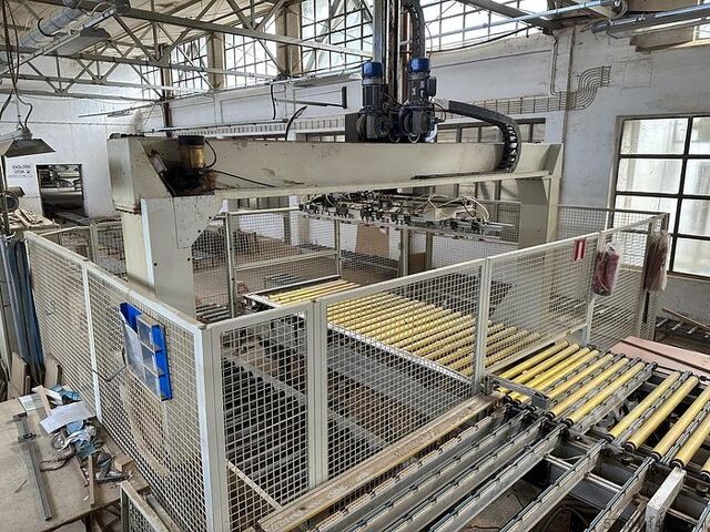 Double station unloading Mahros Runner D\S 1312