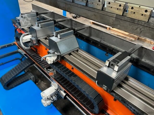 Hydr. Press brake GASPARINI 2600 x 45 to