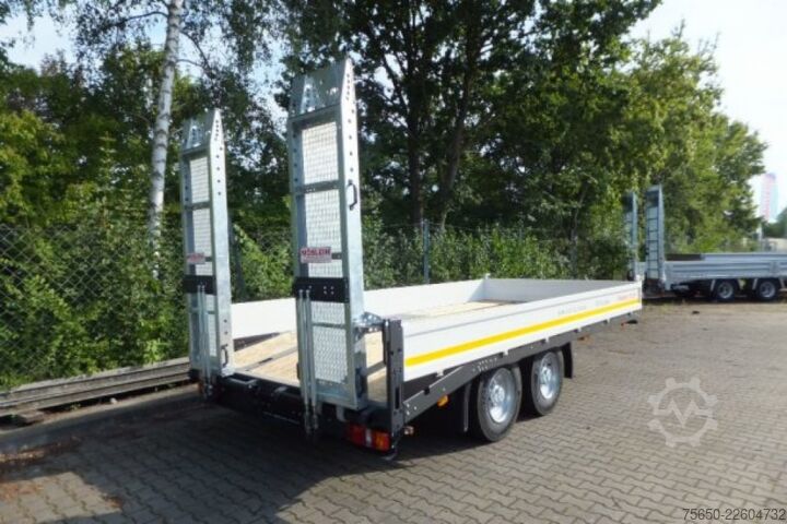 Low loader trailer Möslein TTT 13- 5,28 Weiß  Neuer 13 t Tandemtieflader