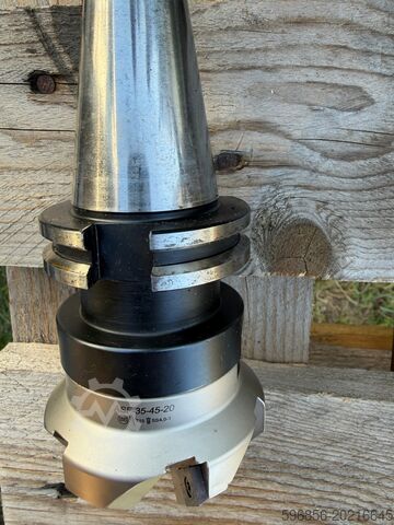 Stirnfräser ASF-35-45-20 mit SK40-Wendeschneidplatten – professionelle Fräskopf 45° Frez czołowy ASF-35-45-20 z płytkami SK40 – profesjonalna głowica frezarska 45° Frez czołowy ASF-35-45-20 z płytkami SK40 – profesjonalna głowica frezarska 45°