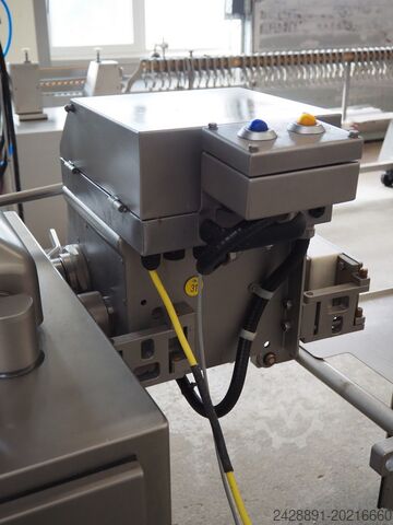 Filling and portioning line with AL line Handtmann, LOMA VF 616, IQ2, AL