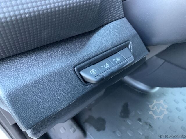 Kastenwagen Renault Trafic L2H1 3,1t dCi 130 KOMFORT PDC +NAVI + DAB