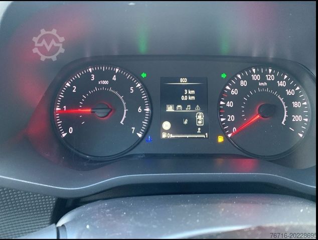 Panel van RENAULT Trafic KOMFORT L1H1 3,0t dCi 130 SORTIMO+KAMERA+