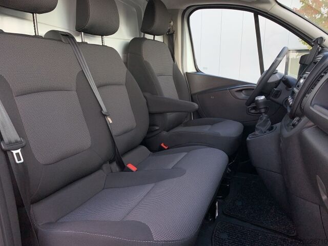 Panel van Renault Trafic 2.0 dCi 120 Komfort L1H1 KLIMA+DAB+LED+PDC+USB
