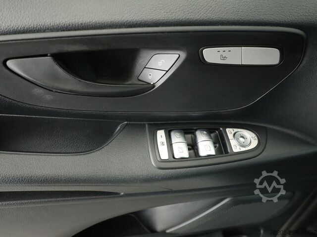 Kleinbus Mercedes-Benz Vito 116 CDI Tourer 2 x Schiebetür 5 Sitze