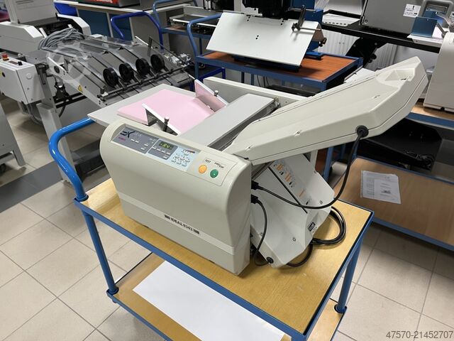 Folding machine Ideal 8343 Automatic Folding Machine