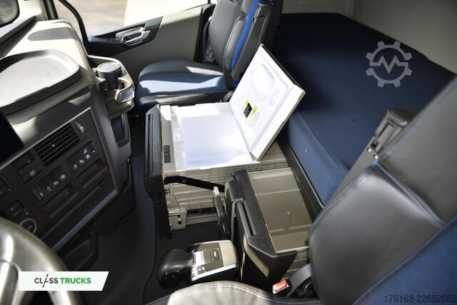 Standard tractor unit VOLVO FH 460 AERO XL ACC i-Save I-ParkCool