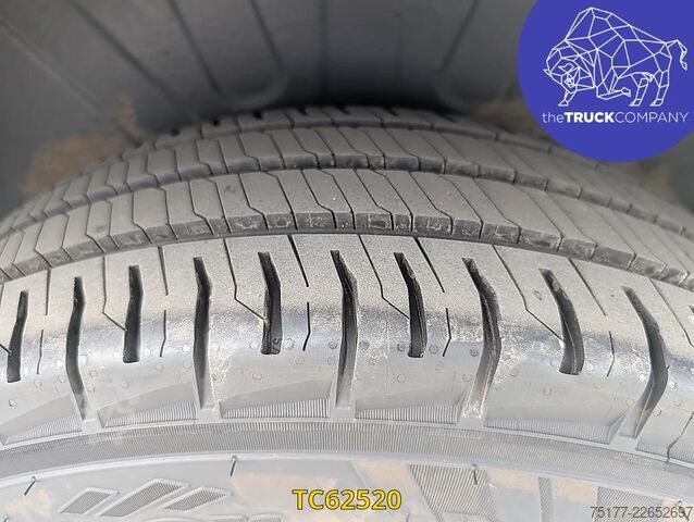 Kastenwagen Peugeot Boxer 3t3 2l blue hdi 110 pack