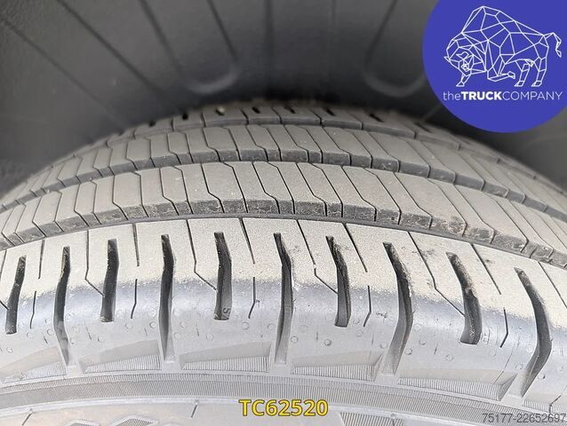 Kastenwagen Peugeot Boxer 3t3 2l blue hdi 110 pack