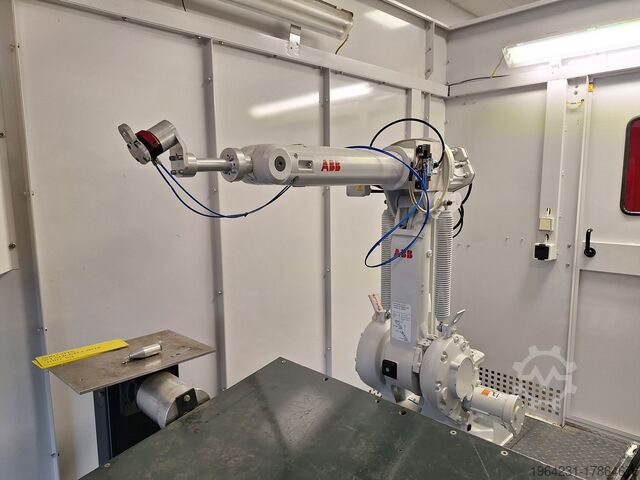 ABB-Roboter-Schweißkabine ABB FlexArc LX2