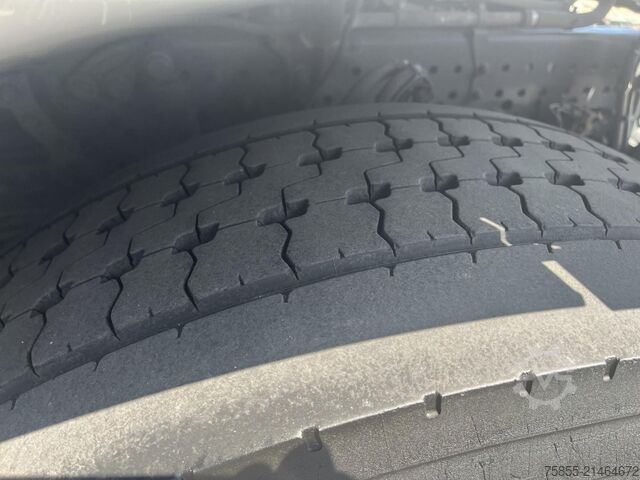 Standard tractor Mercedes-Benz Actros 1845 GigaSpace Euro 6 / Auromatic / 60 %...