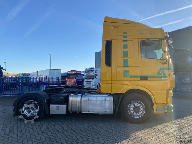Standard tractor DAF XF 440 FT Spacecab / Euro 6 / NL / PTO / Hydrau...