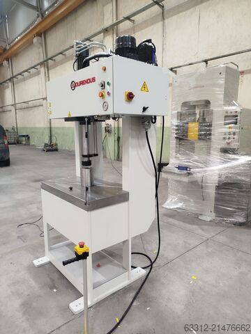 Einständerpresse Durendus Montagepresse