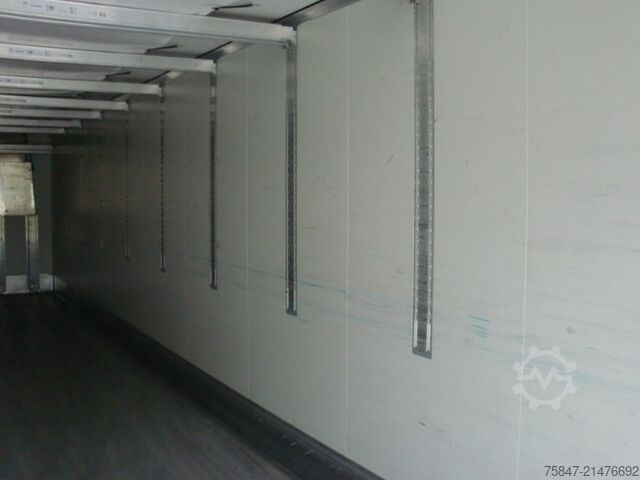 Reefer semitrailer Krone SDR 27 eL4-DS Doppelstock Ladebordwand