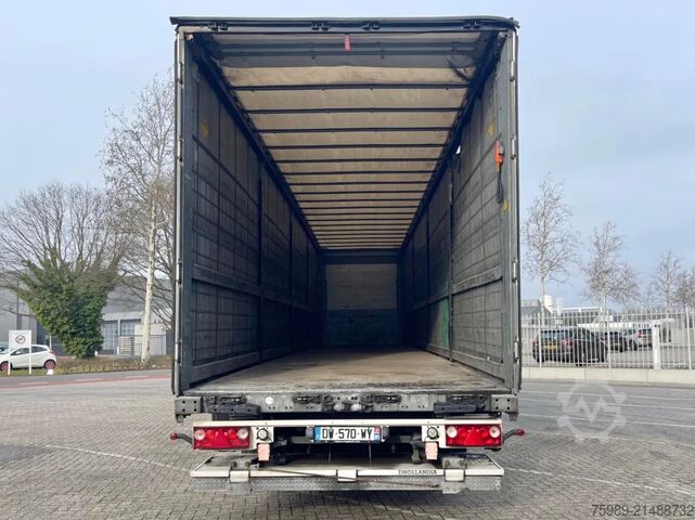 Sliding tarpaulins Schmitz Cargobull Mooving roof,  pallet box, DISC BRAKES, GATES, ...