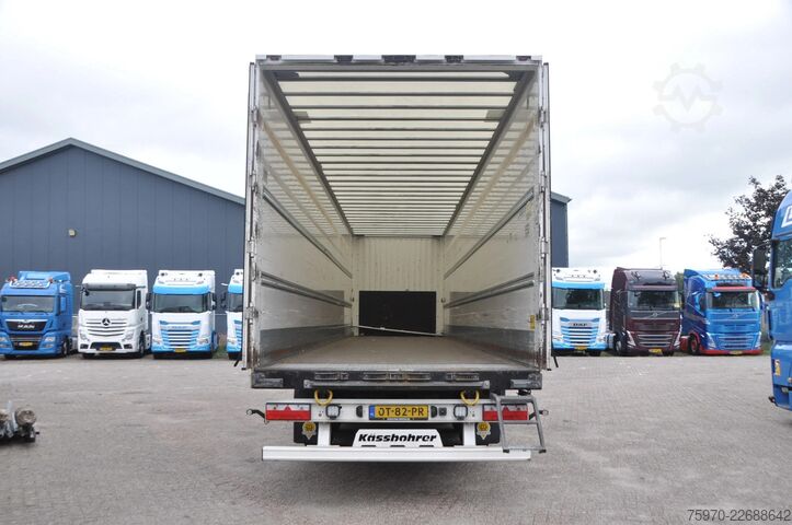 Koffer Kässbohrer XS 2022 / 2x LIFT AXLE - DISC BRAKES