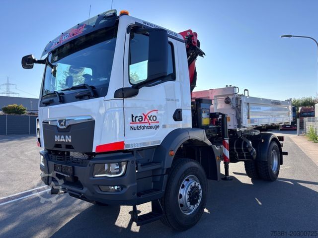 Three-sided tipper truck MAN TGM 18.320 4X4 BB Krankipper Palfinger PK 12.501