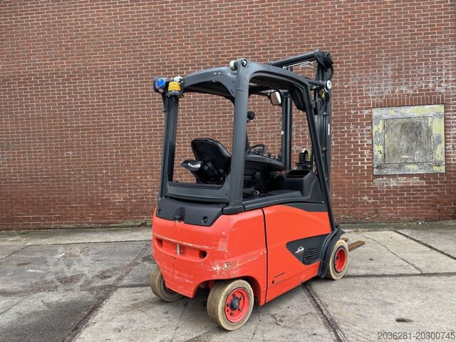 Electric 4-wheel forklift Linde E18PH-02