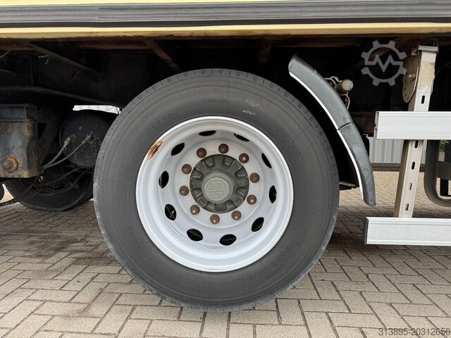 Box body Burg 2-Axle Flowers/Blumen/Bloemen Heater, Webasto, ...