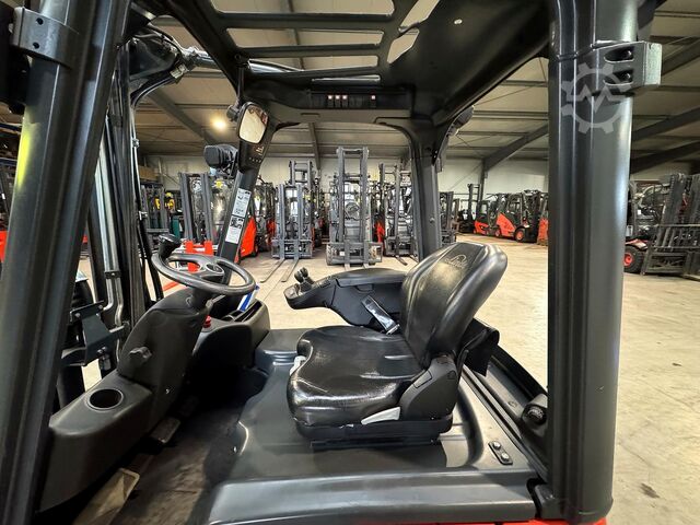 Frontstapler Linde E15 EVO [ID: 239]