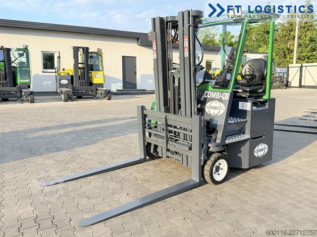 Vierwegestapler Combilift CB3000 DIESEL TRIPLEX 4900 POSITIONER