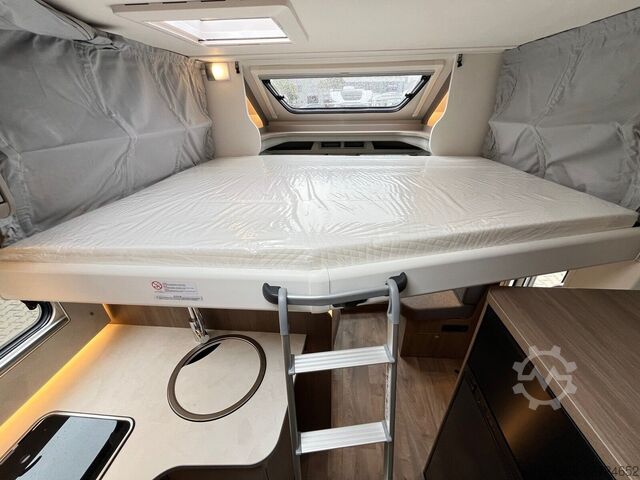 Teilintegriertes Wohnmobil CARADO Edition25 T Ford 447 Bi-Xenon*Hubbett*Automatik