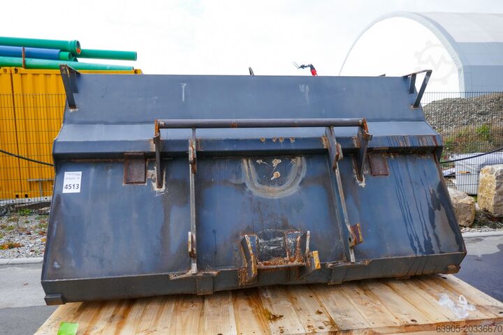 Merlo bucket Unbekannt Merlo Schaufel