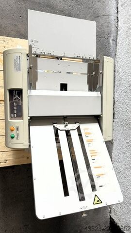 Falzmaschine Superfax PF-215