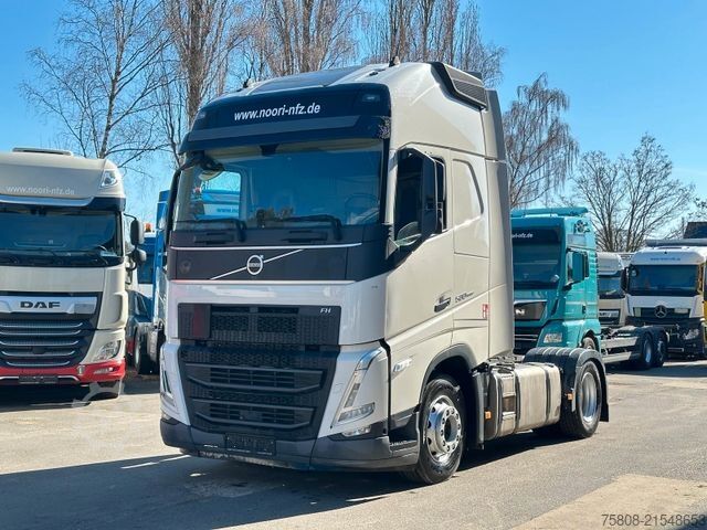 Standard tractor unit VOLVO FH500 Euro6  2Tanks ACC I-ParkCool Navi