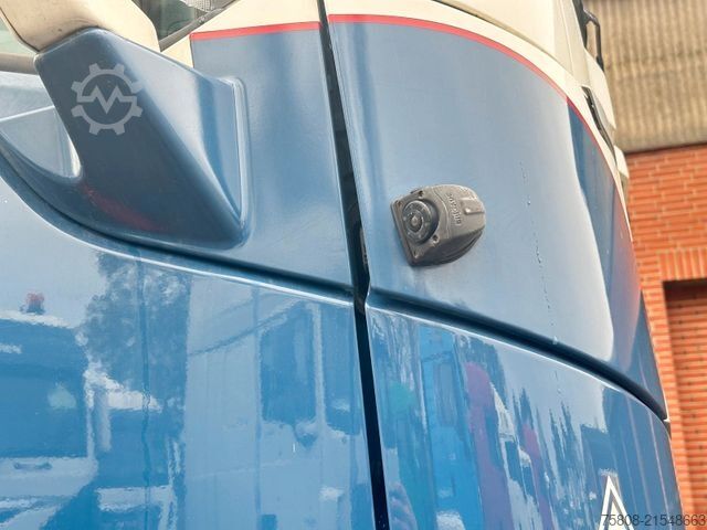 Standard tractor unit VOLVO FH460 Glob. 2Kreishydraulik I-Park ACC