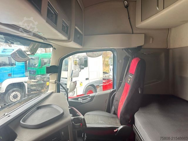 Standard tractor unit VOLVO FH460 Glob. 2Kreishydraulik I-Park ACC