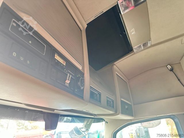 Standard tractor unit VOLVO FH460 Glob. 2Kreishydraulik I-Park ACC