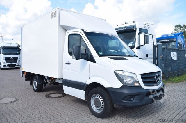Transporter mit Koffer MERCEDES-BENZ Sprinter 316CDI Koffer LBW 750Kg 3Sitzer
