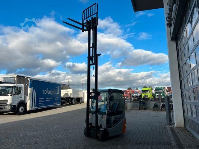 Gabelstapler Still RX20-14 / Triplex: 4.60m! / nur 2.438h! / SS