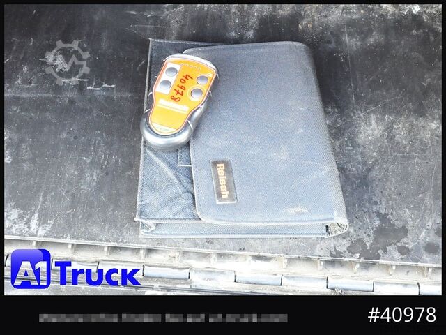 Auflieger mit Walkingfloor REISCH Faltwand Türen 91m³,  Side Doors, 87tkm !