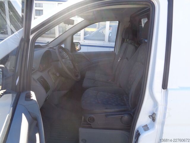 Panel van MERCEDES-BENZ Vito 111 CDI Lang 3-Sitzer AHK