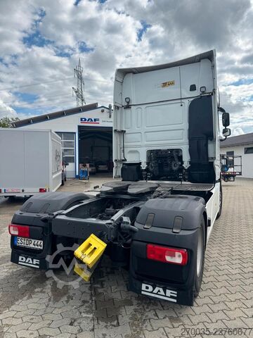Standard tractor unit DAF XF 480 FT