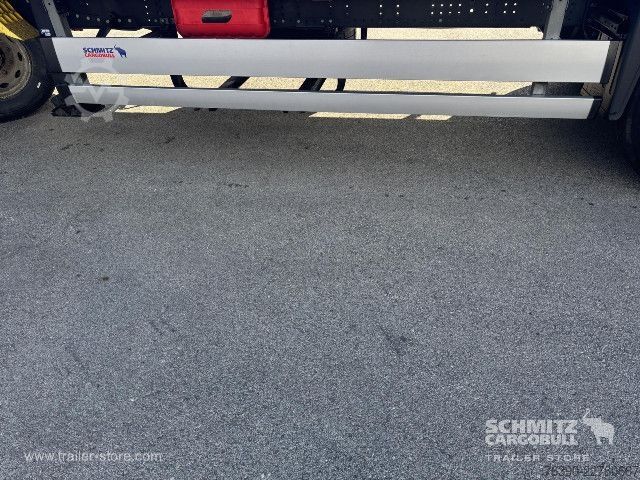 Open semitrailer with tarp Schmitz Cargobull Semitrailer Curtainsider Standard