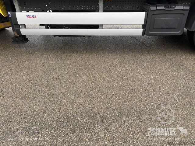 Open semitrailer with tarp Schmitz Cargobull Semitrailer Curtainsider Standard