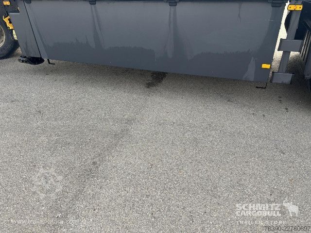 Reefer semitrailer Schmitz Cargobull Semitrailer Reefer Standard divu klāju