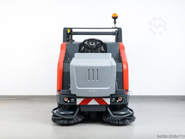 Hako Sweepmaster D1500 RH Kehrmaschine Hako Sweepmaster D1500 RH - Diesel - 2018y