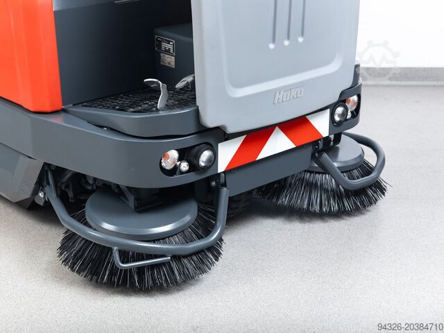 Hako Sweepmaster D1500 RH Kehrmaschine Hako Sweepmaster D1500 RH - Diesel - 2018y