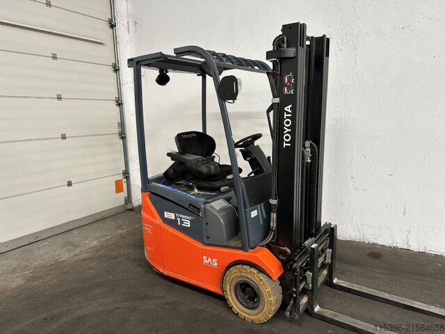 Elektro 3 Rad-Stapler Toyota 7FBEST13 - TRIPLEX 4,7 m - 775 Stunden !!!!