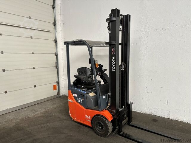 Elektro 3 Rad-Stapler Toyota 7FBEST10 - TRIPLEX 6 m - 909 Stunden !!!