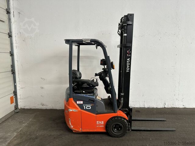 Elektro 3 Rad-Stapler Toyota 7FBEST10 - TRIPLEX 6 m - 909 Stunden !!!