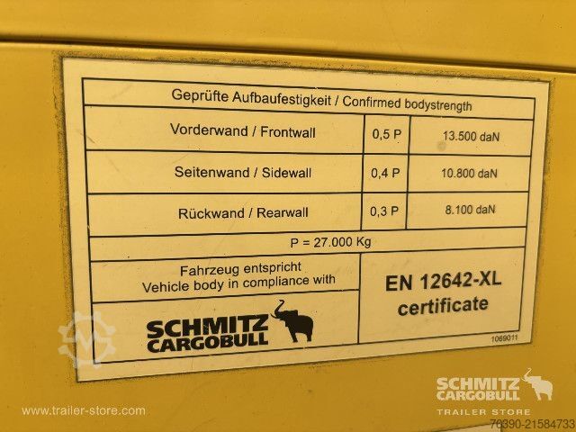 Auflieger mit Pritsche & Plane Schmitz Cargobull Semitrailer Curtainsider Standard
